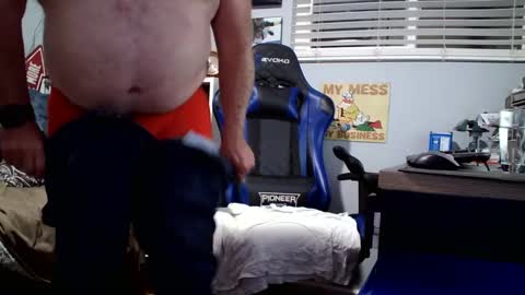 Snapshot of desertknight56 chatting on 10-09-25, 01:47 D K online show from 10-09-25, 01:47