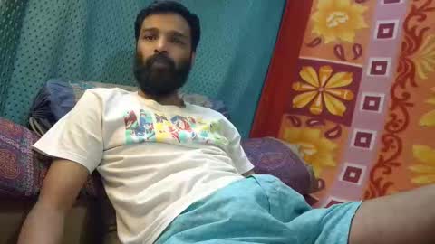 desi_boy799417 online show from 04-23-26, 09:41