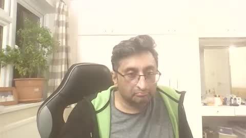 Snapshot of desiboi9 chatting on 10-16-25, 11:50 desiboi9 online show from 10-16-25, 11:50