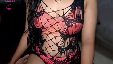 Eva and Adam online show from 10-31-25, 07:37