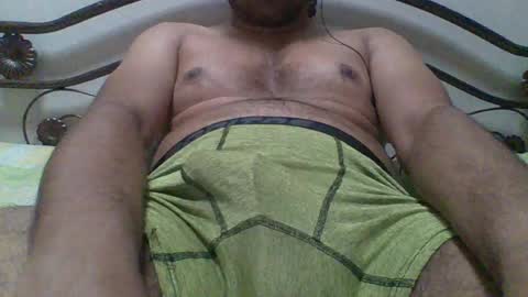Snapshot of desidaddy_629 chatting on 07-10-26, 05:59 Daddy online show from 07-10-26, 05:59