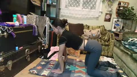 desimonroe online show from 01-01-25, 03:03