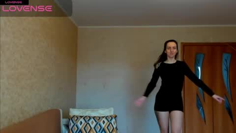 desired zoya online show from 04-20-26, 02:25