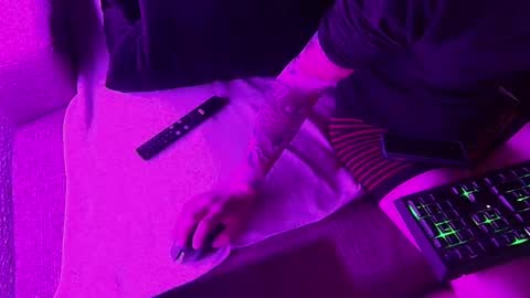 Snapshot of desiredsnack chatting on 02-18-26, 02:51 lecram online show from 02-18-26, 02:51