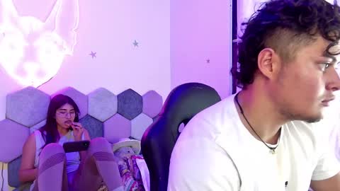 TORI AND MR. BEAR online show from 01-20-25, 06:10