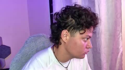 TORI AND MR. BEAR online show from 09-29-25, 11:26