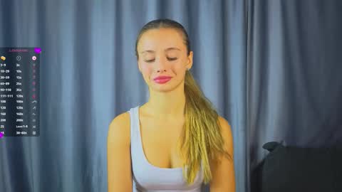 Snapshot of desireeclipse chatting on 11-11-25, 06:24 Willow online show from 11-11-25, 06:24