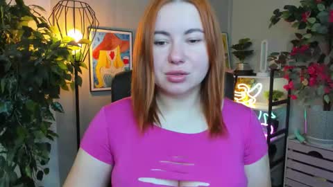 LAYLA online show from 11-10-25, 07:29