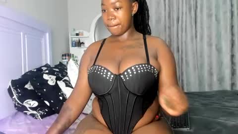 Snapshot of desirepeace chatting on 06-18-26, 01:17 desirepeace online show from 06-18-26, 01:17