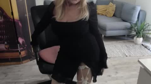 Snapshot of desiresofia chatting on 04-11-26, 07:45 S O F I A online show from 04-11-26, 07:45