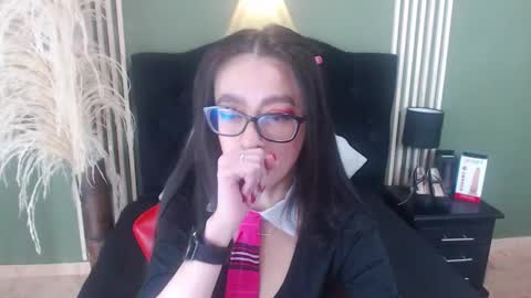 Snapshot of desiring__angel chatting on 02-01-25, 01:55 Desiring Angel online show from 02-01-25, 01:55