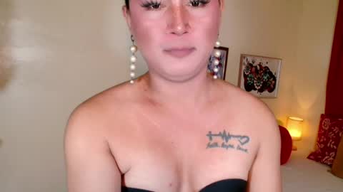 Snapshot of destenierose chatting on 07-16-26, 02:06 destenierose online show from 07-16-26, 02:06