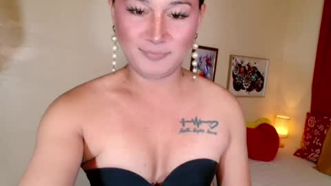Snapshot of destenierose chatting on 07-19-26, 12:47 destenierose online show from 07-19-26, 12:47