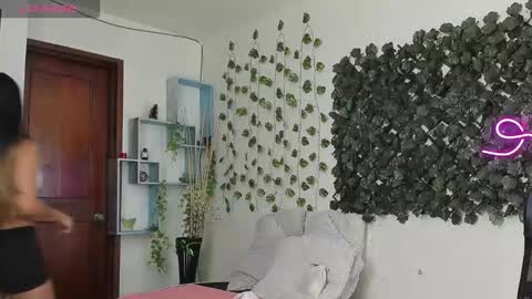 Destiny online show from 02-02-26, 12:04