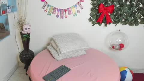 Destiny online show from 04-18-26, 12:31