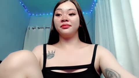 Snapshot of destinyroxie chatting on 01-02-25, 02:35 ROXIE  online show from 01-02-25, 02:35