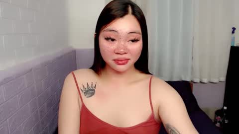 Snapshot of destinyroxie chatting on 02-16-25, 02:00 ROXIE  online show from 02-16-25, 02:00