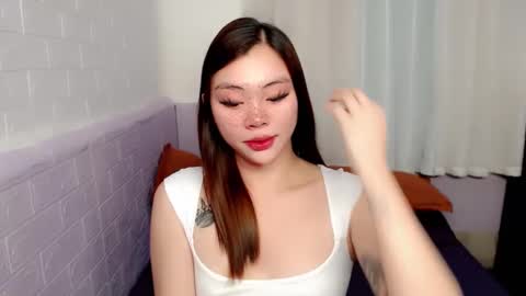 Snapshot of destinyroxie chatting on 02-20-25, 12:15 ROXIE  online show from 02-20-25, 12:15