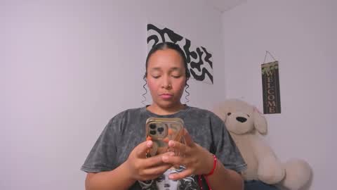 Snapshot of desty_y chatting on 02-22-26, 07:19 desty_y online show from 02-22-26, 07:19