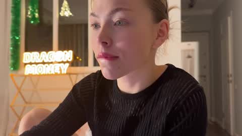 Snapshot of deva_alice chatting on 12-04-24, 02:04 Id be happy to have a steamy stream girl online show from 12-04-24, 02:04