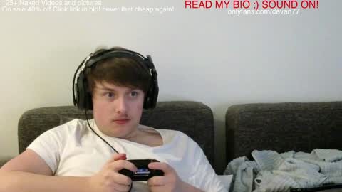 Snapshot of devantheplug chatting on 01-04-25, 05:26 Devan online show from 01-04-25, 05:26