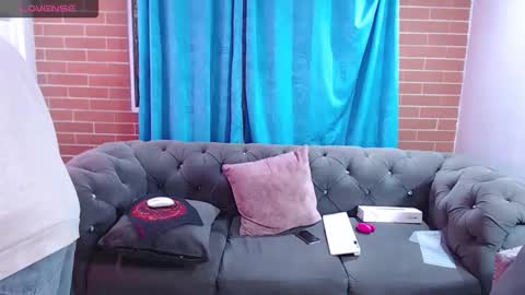 devi_black_13_ online show from 02-04-26, 01:00