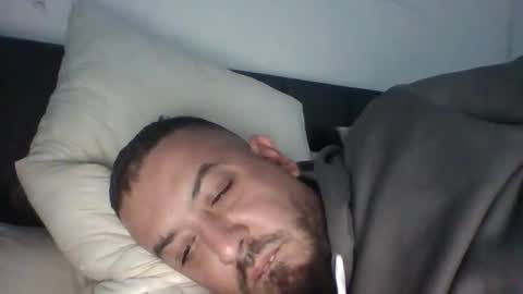 Snapshot of devil_angel66 chatting on 10-19-25, 04:40 devil_angel66 online show from 10-19-25, 04:40