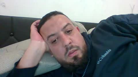 Snapshot of devil_angel66 chatting on 11-10-25, 04:50 devil_angel66 online show from 11-10-25, 04:50