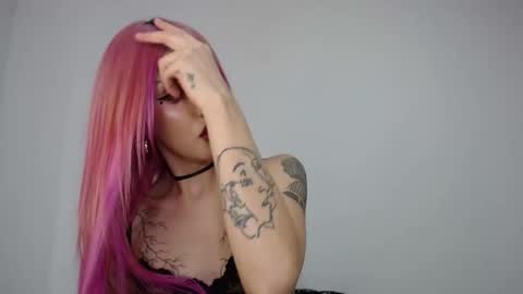 Angel Boo and Adrian online show from 12-17-25, 05:30