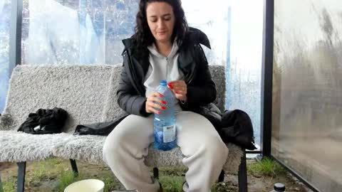 Anna online show from 11-20-25, 10:26