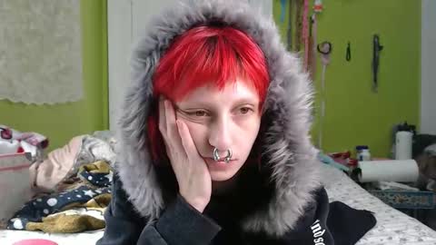 Snapshot of devilg1rl chatting on 03-01-26, 07:38 poutyangel online show from 03-01-26, 07:38