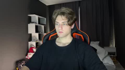 devilnut1 online show from 11-16-25, 06:41