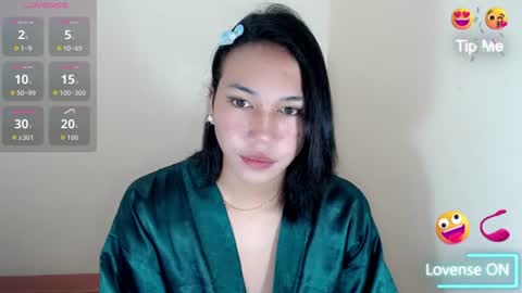 devine_glorymocha online show from 06-26-26, 06:07