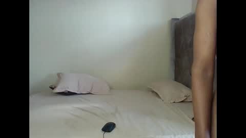 Snapshot of devinegrace7 chatting on 09-11-25, 12:27 devinegrace7 online show from 09-11-25, 12:27