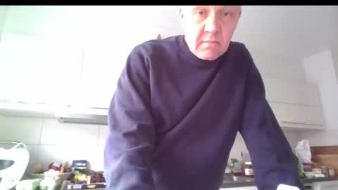 Devon online show from 02-10-25, 01:55