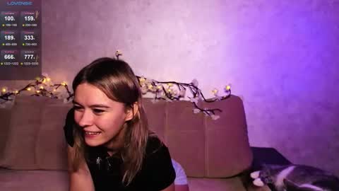 Snapshot of devonacast19 chatting on 09-26-25, 04:11 Libena online show from 09-26-25, 04:11