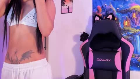 Sara 3 online show from 01-06-26, 08:23