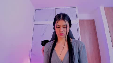 Sara 3 online show from 05-14-26, 07:53