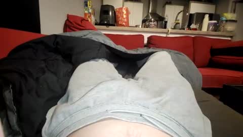 Snapshot of dewddud chatting on 07-15-26, 07:13 dewddud online show from 07-15-26, 07:13