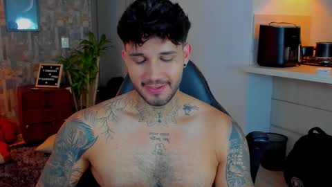 JULIAN online show from 01-10-26, 12:45