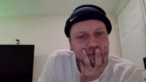 deznuts130 online show from 02-12-26, 02:28