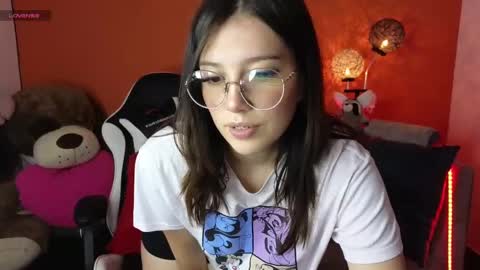 Snapshot of dhanae_tay01 chatting on 12-14-24, 04:45 Dhana online show from 12-14-24, 04:45