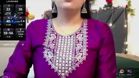 dharanisnisha online show from 04-17-26, 12:19