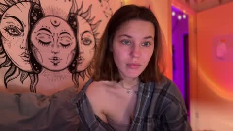 Di Alex online show from 12-28-24, 04:52