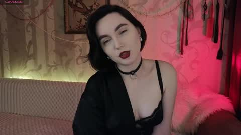 Diana Di Honey online show from 04-22-26, 05:14