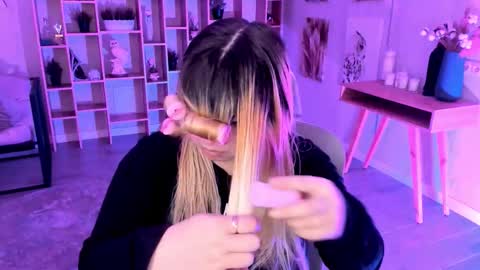 Dia online show from 11-08-25, 07:45