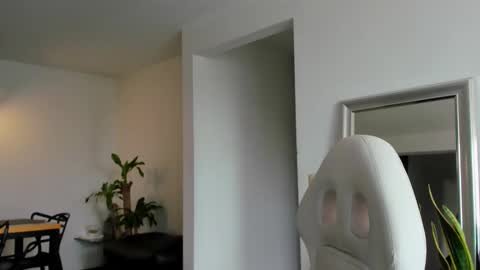 Diego online show from 01-26-25, 03:25