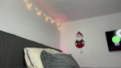 Diego online show from 12-17-25, 01:44