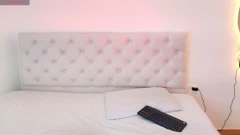 Diamond  online show from 12-18-25, 12:33