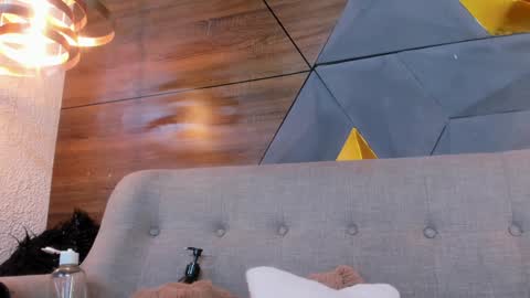 Snapshot of diamond_black19 chatting on 01-21-25, 02:05 Camila and Megan online show from 01-21-25, 02:05